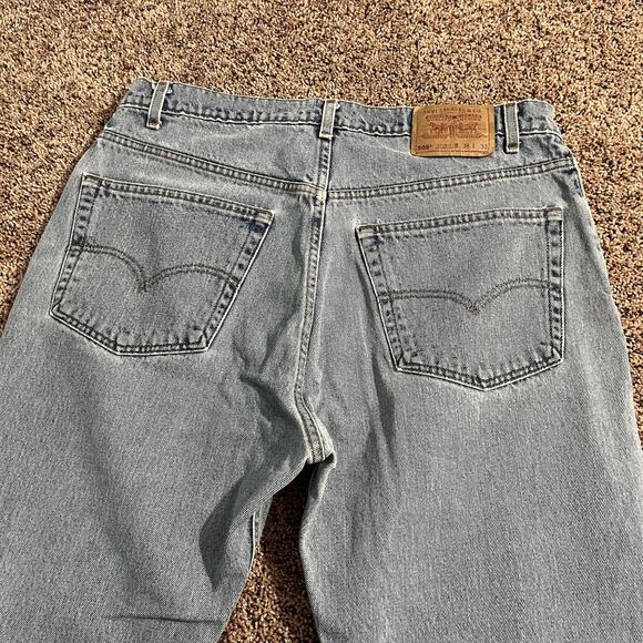 Vintage Levis 505 Jeans Mens 38x30 Light Wash Denim Regular Fit Straight Leg 90s - Picture 2 of 12